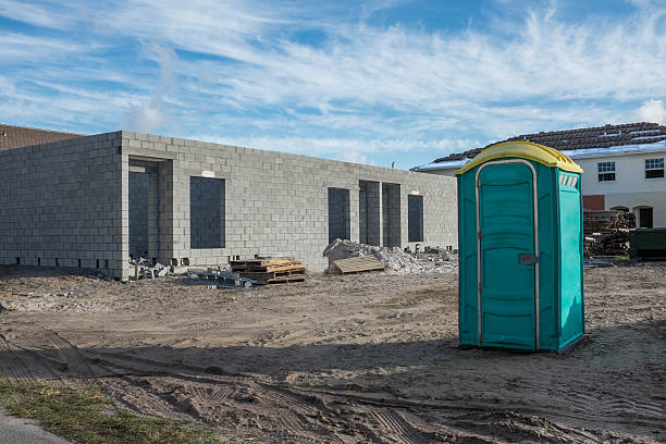 Best Portable restroom trailer rental  in Glendale, MO